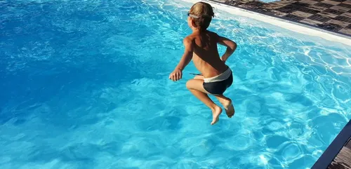 Yvelines : agacé par le bruit des enfants, le voisin sort son fusil