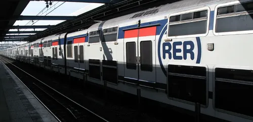 RER A : le trafic interrompu après la chute d’un arbre