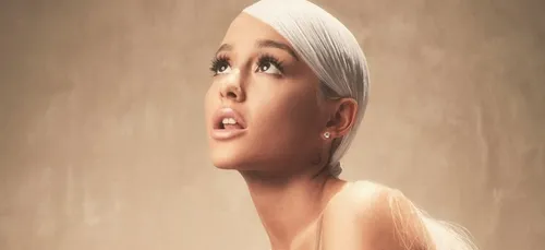 Ariana Grande : très émue, la chanteuse exauce un de ses plus...