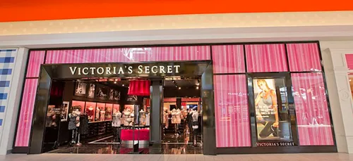 Victoria’s Secret engage sa première mannequin transgenre,...