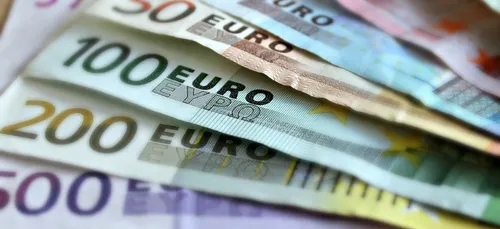 Il touche par erreur 177 000 euros sur son compte et disparaît avec