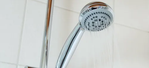 Ne plus se laver avec du savon, la nouvelle tendance pas si bête...