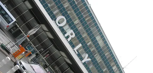 Par jalousie, elle accuse son mari de projeter un attentat à Orly