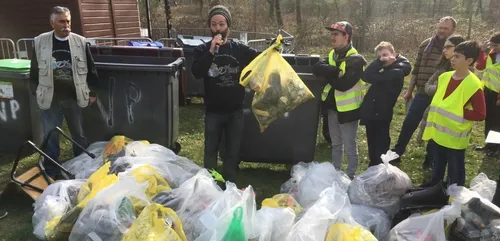 Le challenge pour nettoyer les quartiers prend de l’ampleur en...