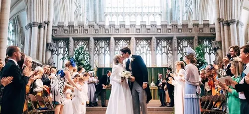 Ellie Goulding a épousé son compagnon Caspar Jopling (photos)