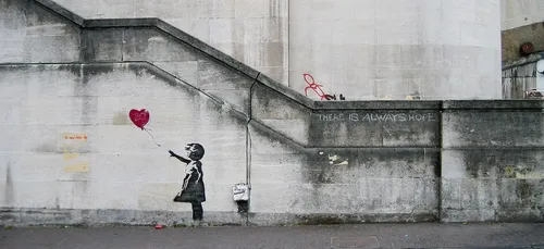 La vidéo impressionnante du vol de l’œuvre de Banksy en plein Paris