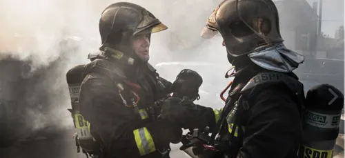 Un bébé blessé après deux explosions sur le toit d’un immeuble de...