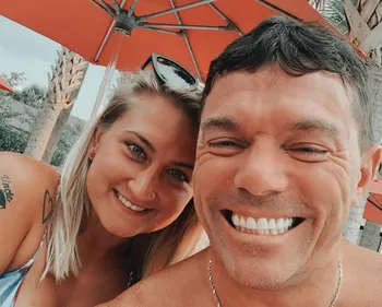 Elle quitte son mari après être tombée amoureuse du DJ de leur...