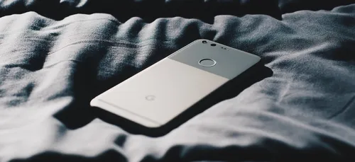 Une adolescente tuée suite à l'explosion de son téléphone en charge...