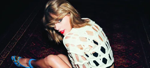 Quand la mère de Taylor Swift dévoile une vidéo hilarante de la...