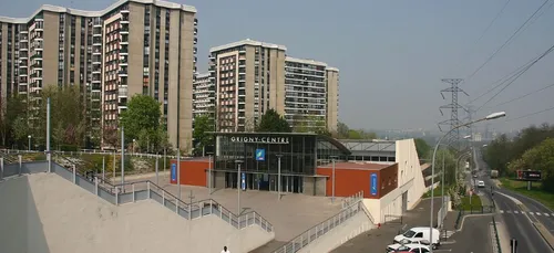 Attaque aux cocktails Molotov : le procès de 13 accusés s’ouvre...