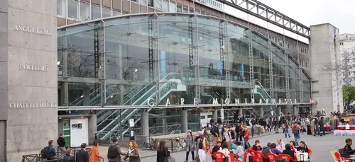 Grève SNCF : la pagaille se poursuit dans les trains à Montparnasse