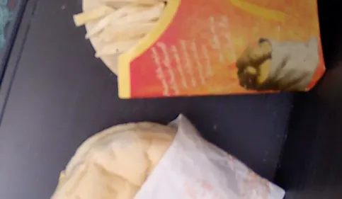 Saurez-vous deviner l’âge de cet hamburger McDonald's ? (Photo)