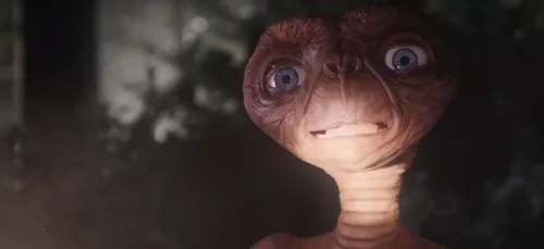 E.T et Elliot se retrouvent dans une publicité émouvante 37 ans...