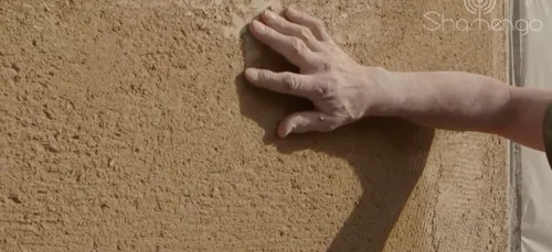 Le béton végétal projeté : une idée en… béton