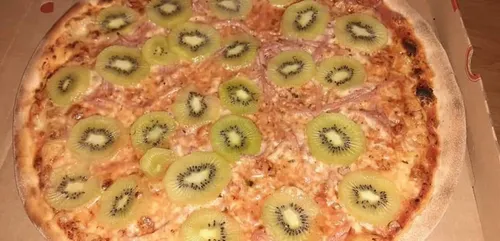 La pizza au kiwi choque internet (photo)