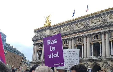 Des « violentomètres » distribués au public ce week-end dans les...
