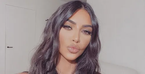 Kim Kardashian et son mari Kanye West font visiter leur incroyable...