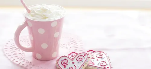 Découvrez ce qu'un Français sur trois a déjà fait pendant un câlin