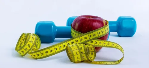 Son fiancé la quitte et elle perd 50 kg pour devenir Miss...