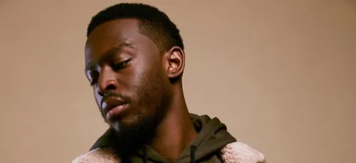 Coronavirus : Dadju reporte sa tournée "P.O.A Tour" et dévoile ses...