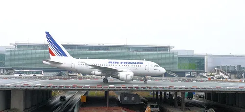 Aéroports de Paris : la reconnaissance faciale testée lors de...