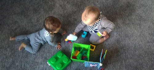 Paris : une crèche en partie fermée après un cas positif de...