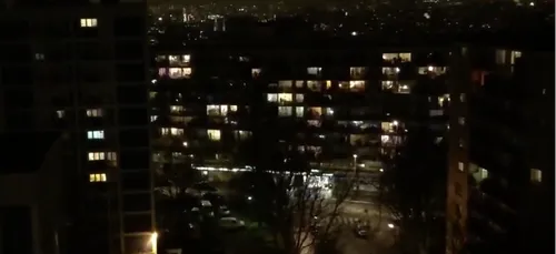 #OnApplaudit : l’hommage aux héros en blouse blanche (vidéos)