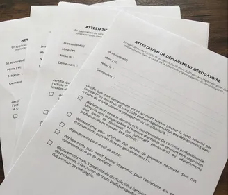 Attestation de déplacement sur smartphone, c'est NON !