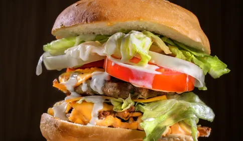 Burger King dévoile ses recettes pour cuisiner pendant le...