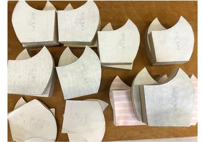 Saint James, les rois de la marinière... et des masques en tissu