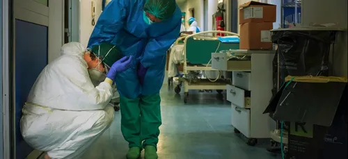 Les services de réanimation submergés à Paris