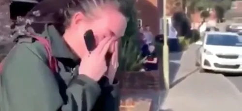 Coronavirus : la réaction émouvante de cette ambulancière applaudie...