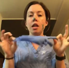 Cette infirmière montre à quelle vitesse le virus peut se propager...