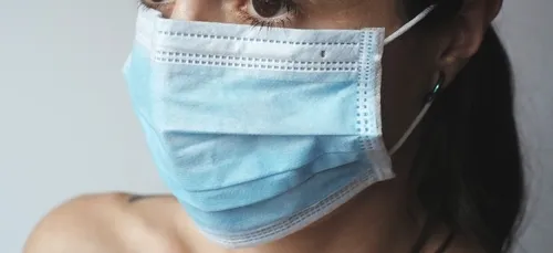 Anne Hidalgo annonce 500 000 masques pour les Parisiens à la fin avril