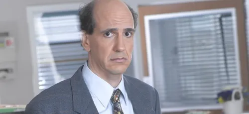 Sam Lloyd, acteur dans « Scrubs » et « Desperate Housewives », est...