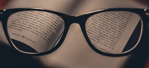 Des bibliothécaires font la lecture aux confinés par téléphone