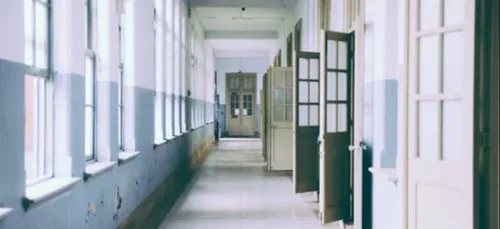 La justice oblige Bobigny à rouvrir ses écoles maternelles