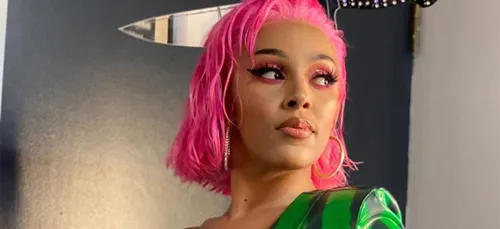 Accusée de racisme, Doja Cat sort du silence