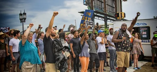 Mort de George Floyd : les manifestations continuent aux États-Unis