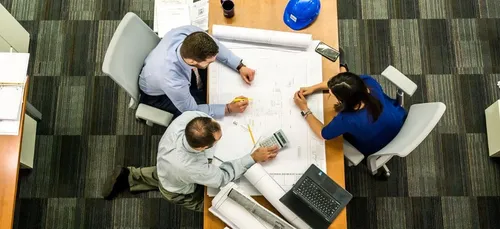 Entreprises : vers un allègement du protocole sanitaire ?