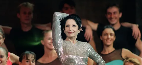 Zizi Jeanmaire : décès de la ballerine et chanteuse de music-hall à...