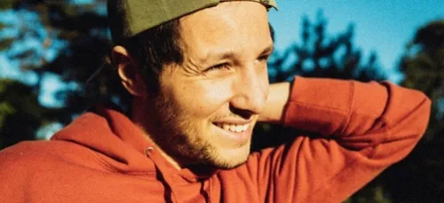 Vianney va balancer un extrait surprise de son nouveau titre (photo)