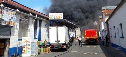 Un violent incendie La Courneuve