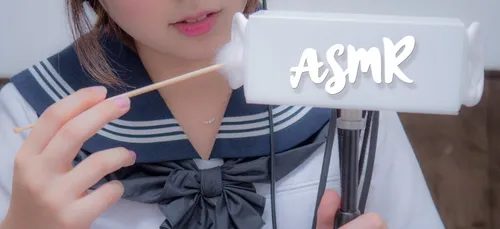 ASMR : des chuchotis pour s’endormir !