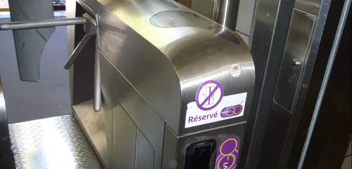 Transports franciliens : pas d'augmentation du pass Navigo cette année