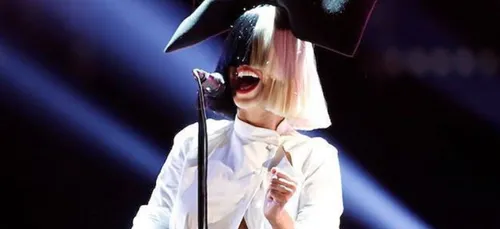 Sia : David Guetta lance un challenge sur TikTok et dévoile des...
