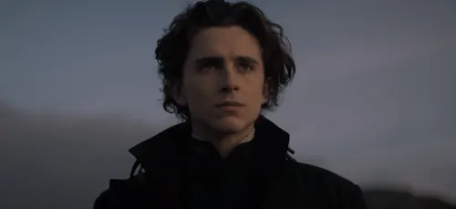 « Dune » : une bande-annonce pour le film à mi-chemin entre Star...