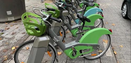 Vélib en panne : des difficultés pour retirer et déposer les vélos