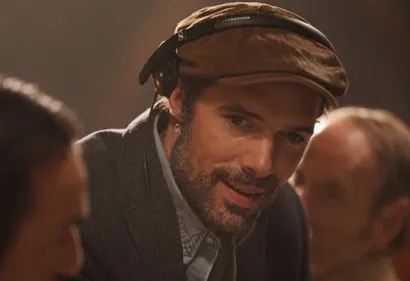 « Vivez à fond, tombez malades ! » : Nicolas Bedos prend position...